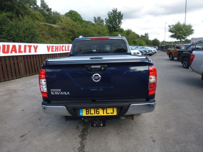 Nissan Navara Double Cab Pick Up Tekna 2.3dCi 190 4WD Pick Up Diesel Blue