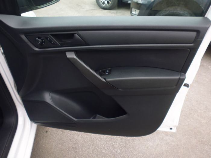 Volkswagen Caddy 2.0 TDI BlueMotion Tech 102PS Startline Van Panel Van Diesel White