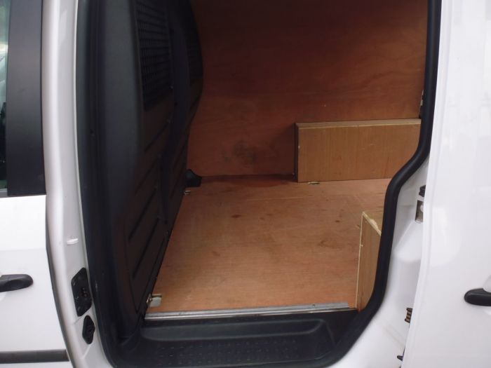 Volkswagen Caddy 2.0 TDI BlueMotion Tech 102PS Startline Van Panel Van Diesel White