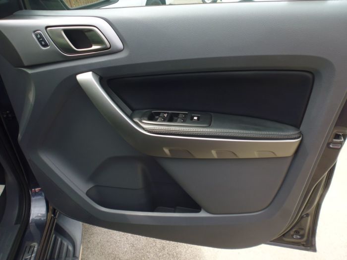 Ford Ranger Pick Up Double Cab Limited 2 2.2 TDCi Pick Up Diesel Grey