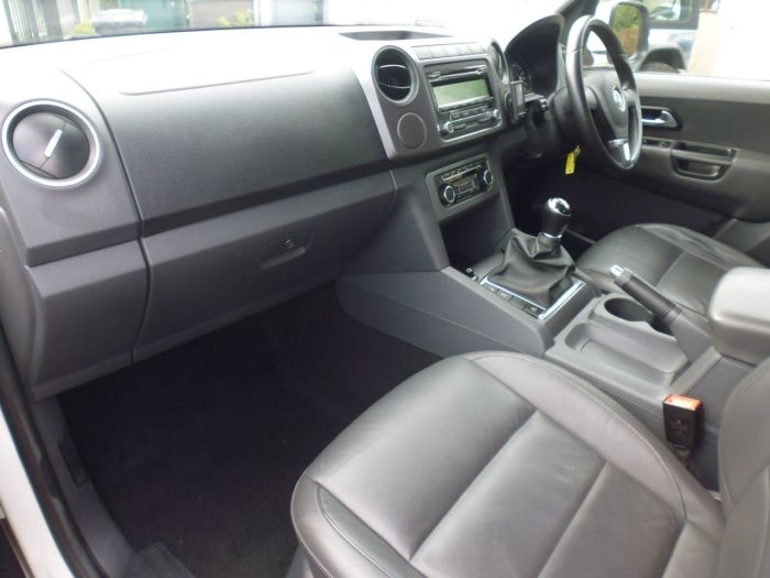 Volkswagen Amarok D/Cab Pick Up Highline 2.0 BiTDI 180 4MOTION Sel Pick Up Diesel White