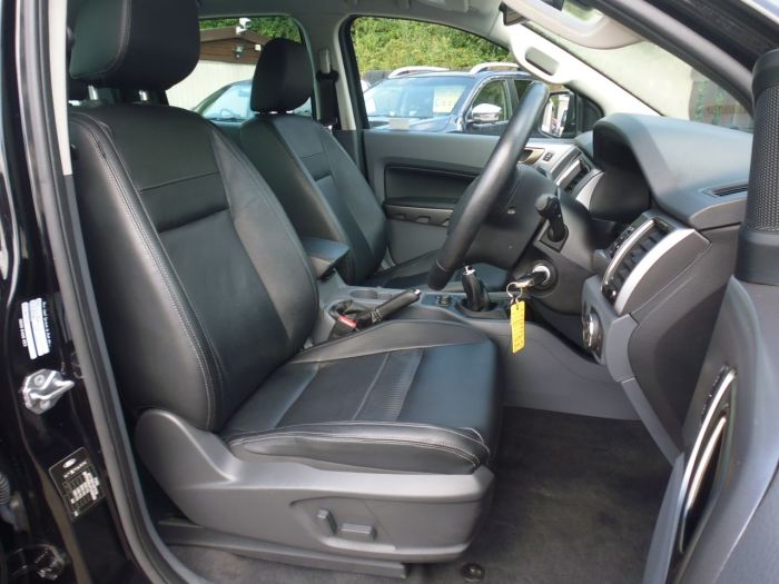 Ford Ranger Pick Up Double Cab Limited 2 2.2 TDCi Pick Up Diesel Black
