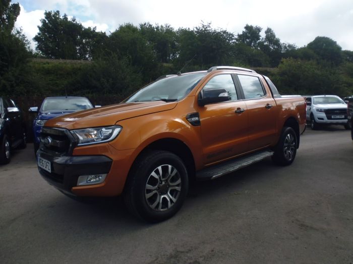 Ford Ranger Pick Up Double Cab Wildtrak 3.2 TDCi 200 Auto Pick Up Diesel Orange