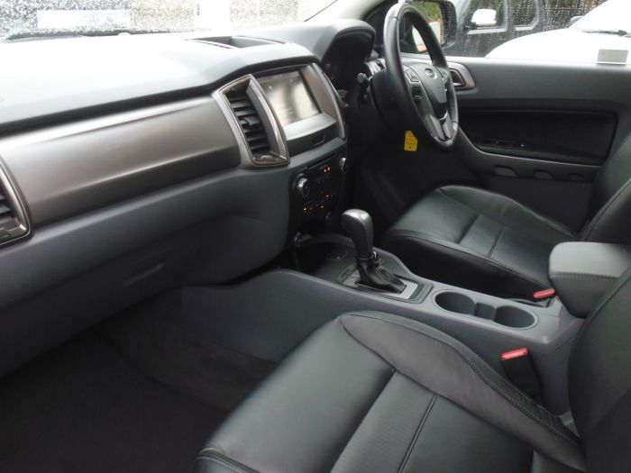 Ford Ranger Pick Up Double Cab Limited 2 2.2 TDCi Auto Pick Up Diesel Black