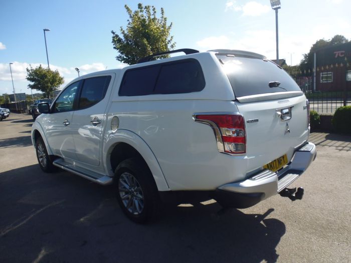 Mitsubishi L200 2.4 Double Cab DI-D 178 Barbarian 4WD Auto Pick Up Diesel White