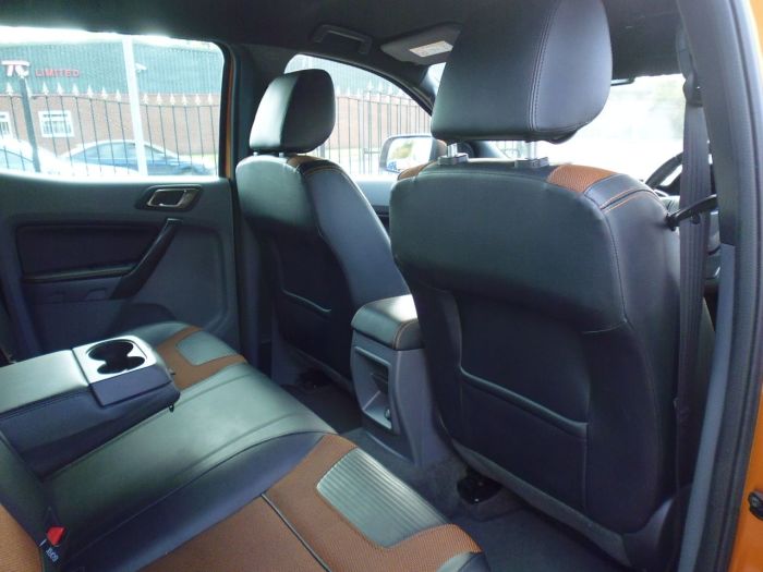 Ford Ranger Pick Up Double Cab Wildtrak 3.2 TDCi 200 Auto Pick Up Diesel Orange