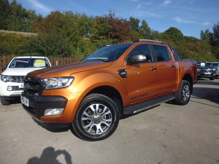 Ford Ranger Pick Up Double Cab Wildtrak 3.2 TDCi 200 Auto Pick Up Diesel Orange