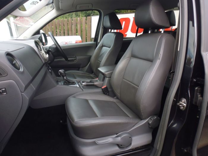 Volkswagen Amarok D/Cab Pick Up Highline 2.0 BiTDI 180 BMT 4MTN Auto Pick Up Diesel Black