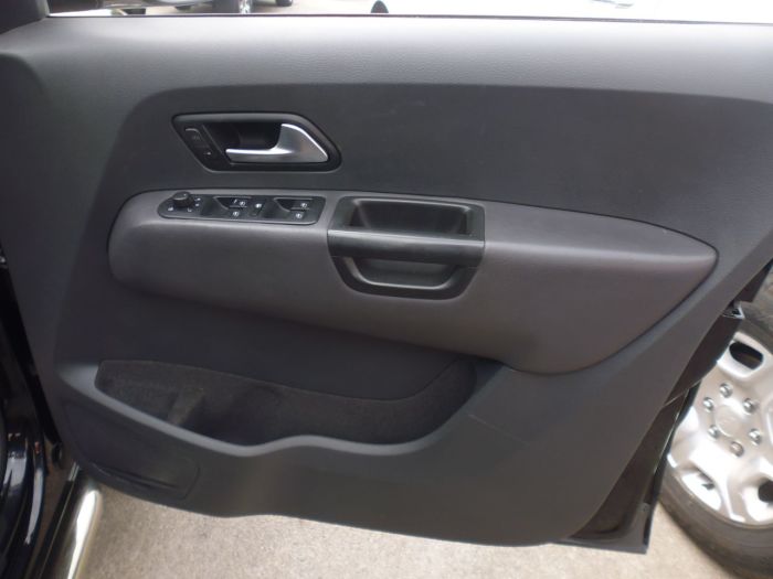 Volkswagen Amarok D/Cab Pick Up Highline 2.0 BiTDI 180 BMT 4MTN Auto Pick Up Diesel Black
