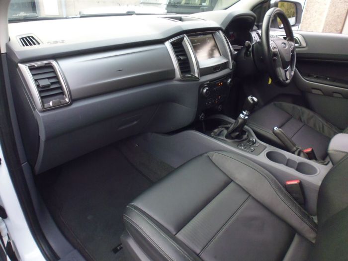 Ford Ranger Pick Up Double Cab Limited 2 2.2 TDCi Pick Up Diesel White