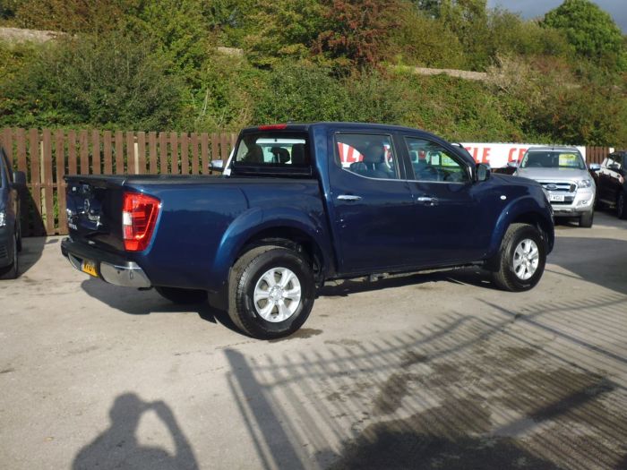 Nissan Navara Double Cab Pick Up Acenta 2.3dCi 160 4WD Pick Up Diesel Blue