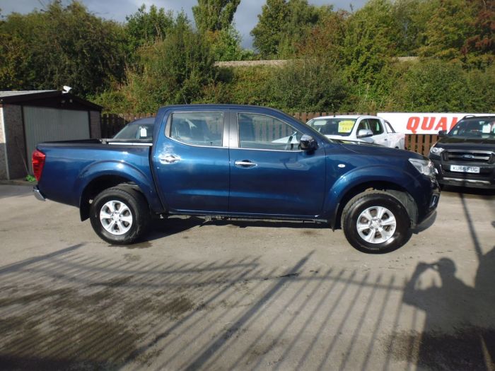 Nissan Navara Double Cab Pick Up Acenta 2.3dCi 160 4WD Pick Up Diesel Blue