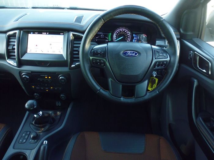 Ford Ranger Pick Up Double Cab Wildtrak 3.2 TDCi 200 Pick Up Diesel White
