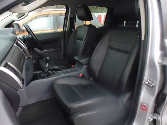 Ford Ranger 3.2 RANGER LIMITED 4X4 TDCI Pick Up Diesel Silver