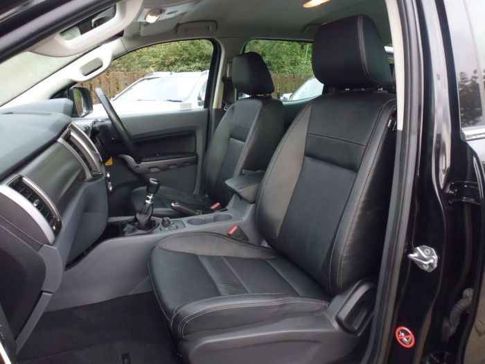 Ford Ranger 2.2 RANGER LIMITED 4X4 TDCI Pick Up Diesel Black