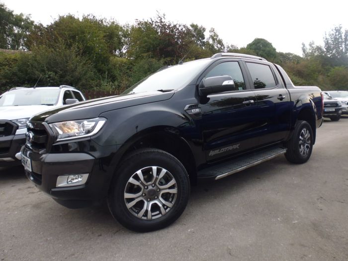 Ford Ranger Pick Up Double Cab Wildtrak 3.2 TDCi 200 Auto Pick Up Diesel Black