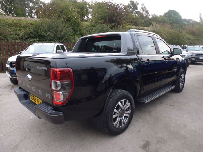 Ford Ranger Pick Up Double Cab Wildtrak 3.2 TDCi 200 Auto Pick Up Diesel Black