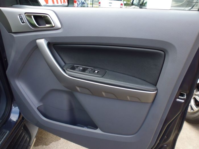 Ford Ranger Pick Up Double Cab Limited 2 2.2 TDCi Auto Pick Up Diesel Grey