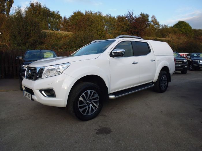 Nissan Navara Double Cab Pick Up Tekna 2.3dCi 190 4WD Auto Pick Up Diesel White