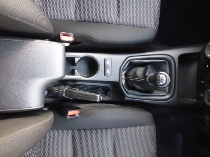Toyota Hilux Active D/Cab Pick Up 2.4 D-4D Pick Up Diesel Grey