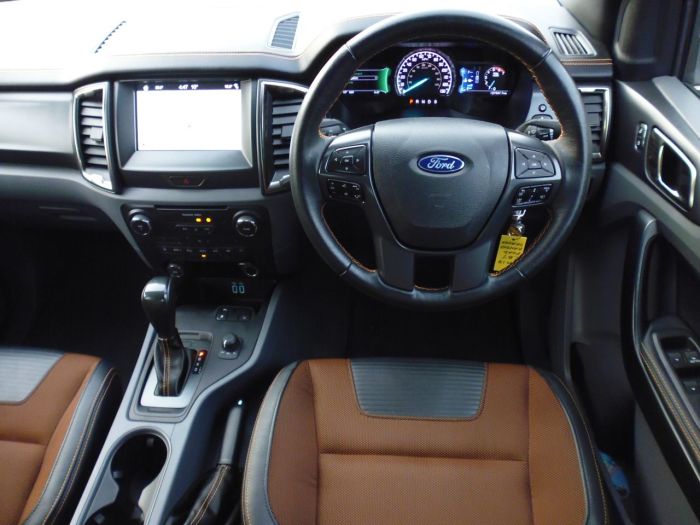 Ford Ranger Pick Up Double Cab Wildtrak 3.2 TDCi 200 Auto Pick Up Diesel Orange