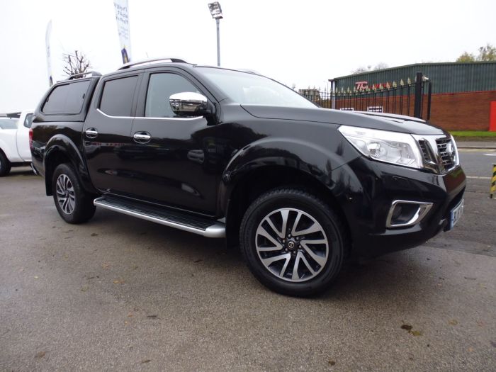 Nissan Navara Double Cab Pick Up Tekna 2.3dCi 190 4WD Auto Pick Up Diesel Black