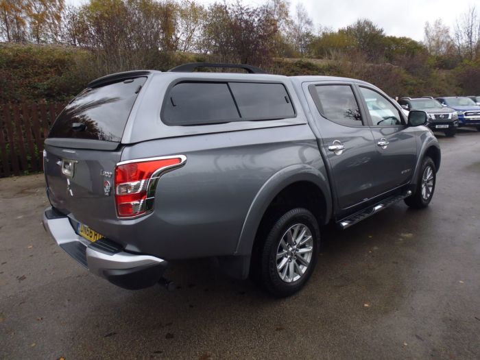 Mitsubishi L200 2.4 Double Cab DI-D 178 Barbarian 4WD Pick Up Diesel Grey