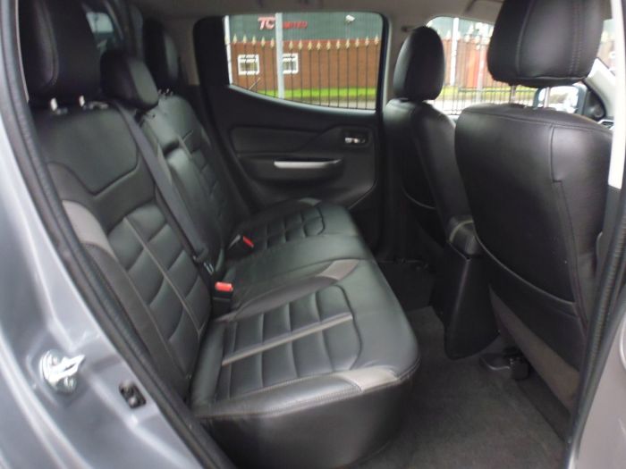 Mitsubishi L200 2.4 Double Cab DI-D 178 Barbarian 4WD Pick Up Diesel Grey