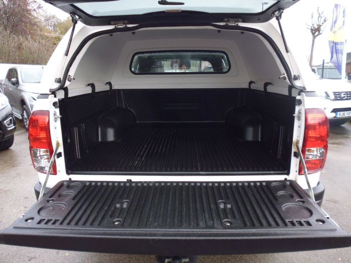Toyota Hilux Active D/Cab Pick Up 2.4 D-4D Pick Up Diesel White