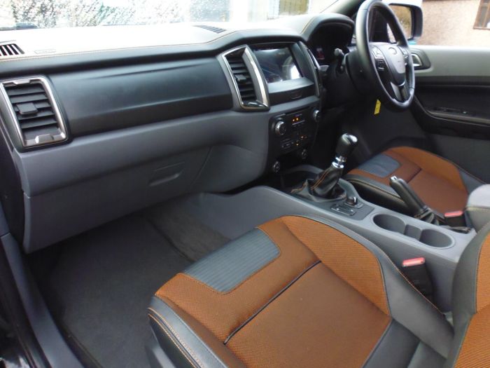 Ford Ranger 3.2 RANGER WILDTRAK 4X4 TDCI Pick Up Diesel Black