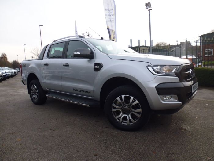 Ford Ranger Pick Up Double Cab Wildtrak 3.2 TDCi 200 Auto Pick Up Diesel Silver