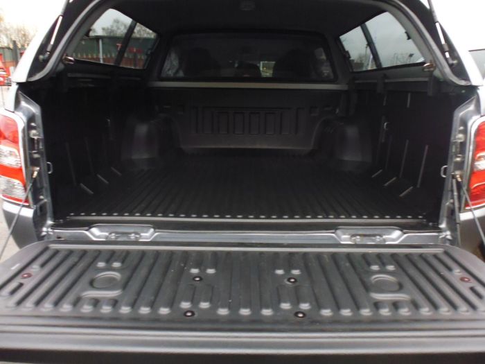 Mitsubishi L200 2.4 Double Cab DI-D 178 Barbarian 4WD Pick Up Diesel Grey