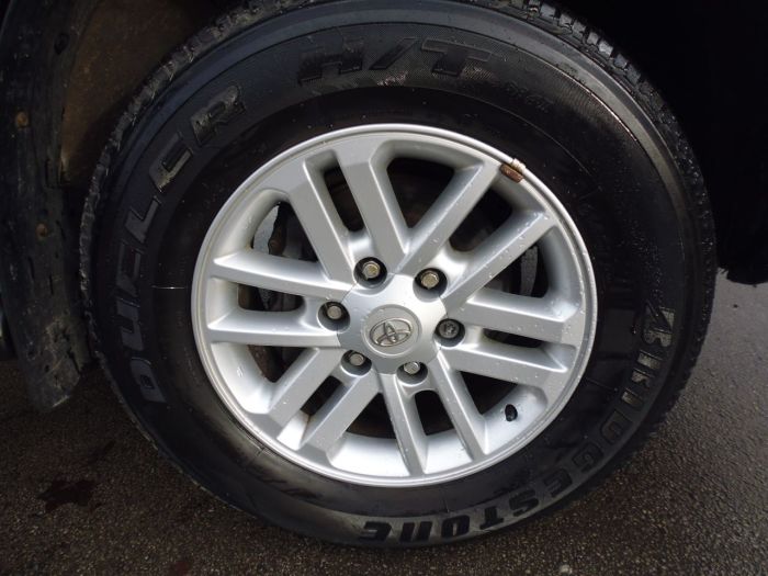 Toyota Hilux Invincible D/Cab Pick Up 3.0 D-4D 4WD 171 Pick Up Diesel Grey