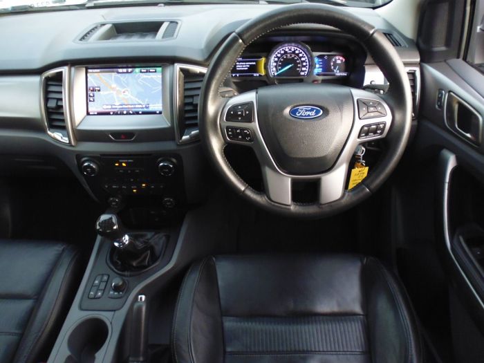 Ford Ranger Pick Up Double Cab Limited 1 3.2 TDCi 200 Pick Up Diesel Grey