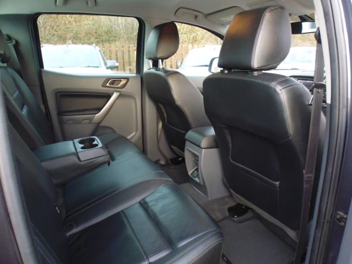Ford Ranger Pick Up Double Cab Limited 1 3.2 TDCi 200 Pick Up Diesel Grey