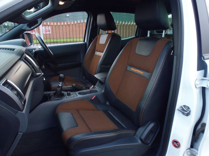 Ford Ranger Pick Up Double Cab Wildtrak 3.2 TDCi 200 Pick Up Diesel White