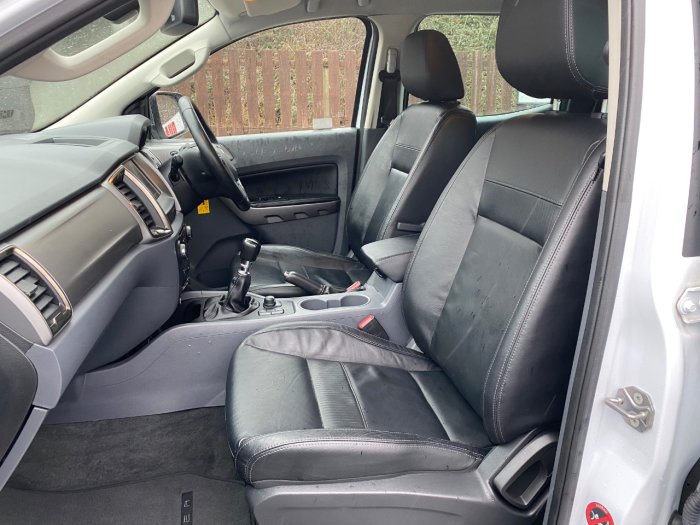 Ford Ranger Pick Up Double Cab Limited 2 2.2 TDCi Pick Up Diesel White