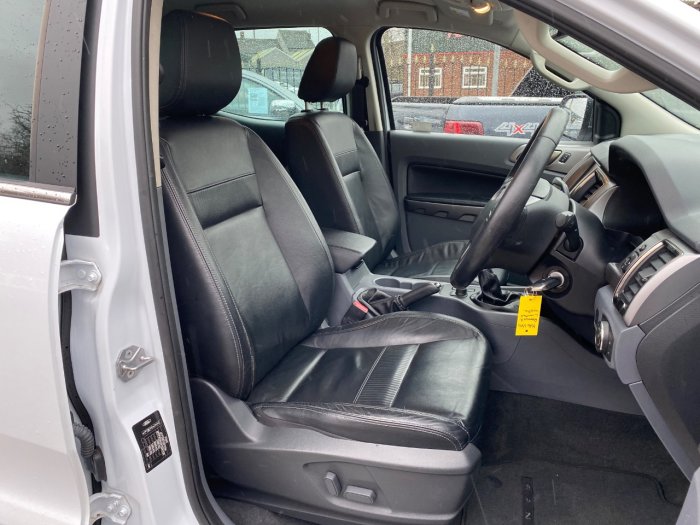 Ford Ranger Pick Up Double Cab Limited 2 2.2 TDCi Pick Up Diesel White